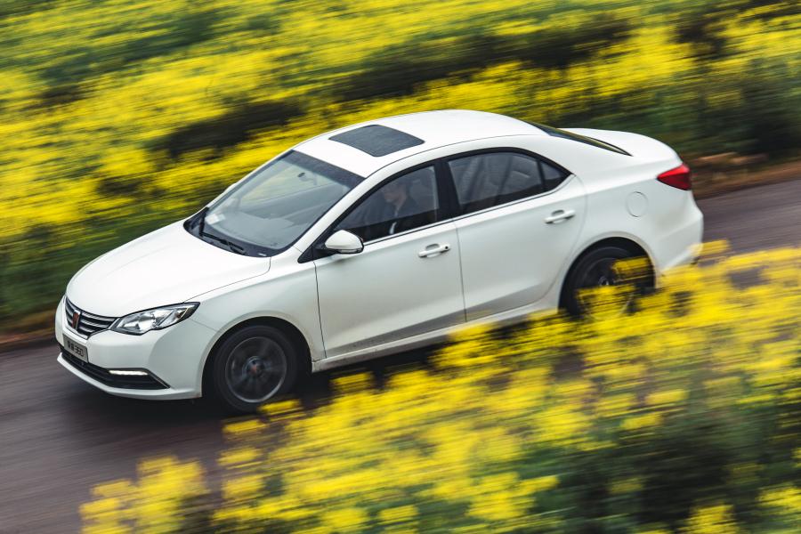  Roewe 360 (AP14) 2015 года  (фото 7 из 8)